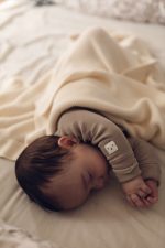 Bamboo Baby Blanket <b> Bibi </b> <em>Cream</em> - Image 3