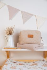 Kosmetyczka M 23x18 cm <em> Velvet Ciepły Beż </em> - obrazek 2