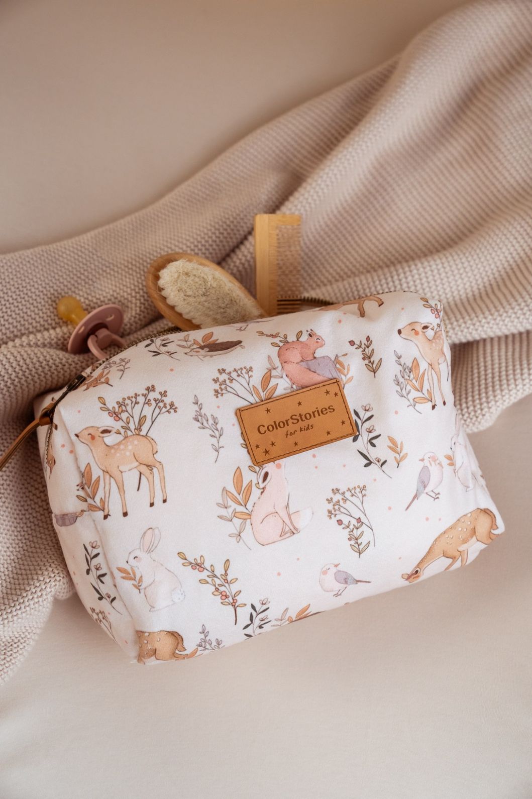 Kosmetyczka M 23x18 cm <em> Forest Friends New</em> - obrazek 3