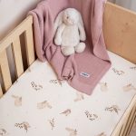 Prześcieradło <b>do łóżeczka 120x60cm</b><em> Forest Sister </em> - obrazek 8