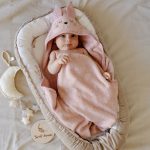 Ręcznik z kapturkiem <b> Królik duży </b> <em> Pudrowy Róż </em> - obrazek 4