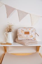Toiletry Bag M 23x18 cm <em> Dreamland New </em> - Image 2