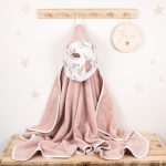 Cotton Hooded Bath Towel <b> Forest Friends 85x85 cm</b> <em> Rose </em> - Image 2
